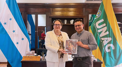 Firma convenio universidad hondureña para que 7 de sus  profesoras cursen el doctorado en Ciencias Químicas de la UdeC