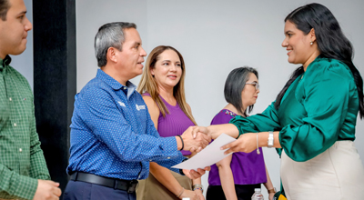 Egresan 40 mujeres estudiantes de  la Escuela de Formación Política