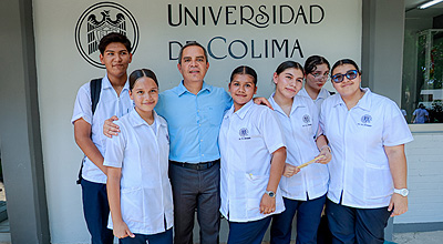 Entrega rector remodelación de obra en Manzanillo por 3.8 mdp