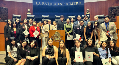 Estudiantes de la UdeC practican el trabajo  Parlamentario, en el Senado de la República