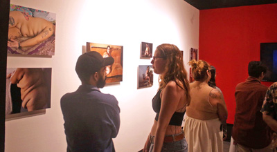 Invitan a seguir visitando la exposición “Mujeres de Peso”, de Patricia Aridjis