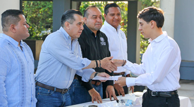 La educación transforma también  el entorno y la vida: Edder Pérez