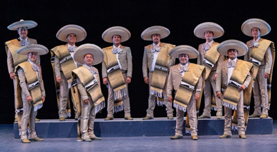 Portada del disco del Mariachi UdeC se proyecta en Times Square