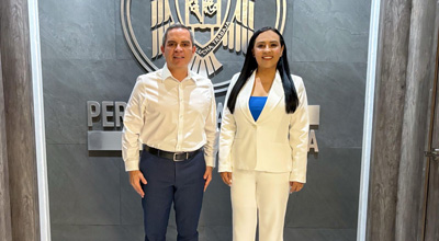 Conversan sobre educación la diputada  Julia Jiménez y el rector de la UdeC