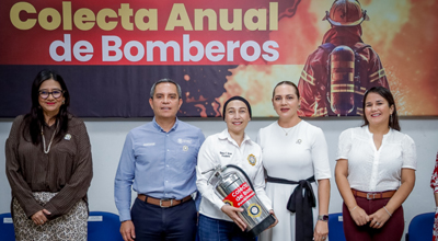 “Ésta no es sólo una colecta, es una  lección de humanidad”: Blanca Urzúa