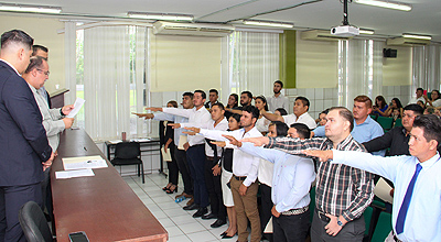 Titula UdeC a 21 ingenieras e ingenieros agrónomos