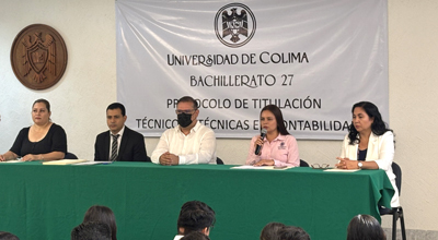 Se titulan 23 egresados del programa Técnico en Contabilidad del Bachillerato 27