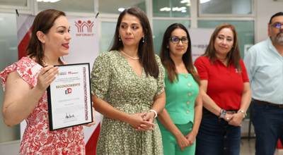 Universidad de Colima es reconocida por el INFONAVIT como Empresa de Diez Plus