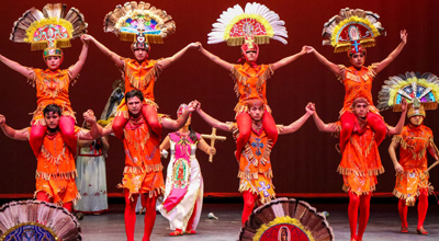 Emociona presentación del Ballet Folklórico  Mitoteliztli, en el Teatro Universitario